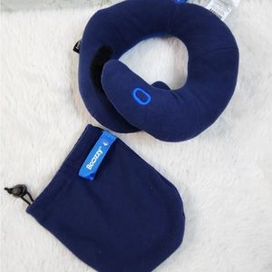 Bcozzy Flexible Travel Pillow